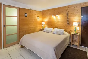 Hotel Restaurant LE YETI - Værelse