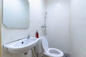 RedDoorz at Nagoya Indah Batam - Badeværelse