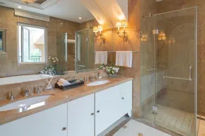 Qingdao Qiulin Hotel - Bad