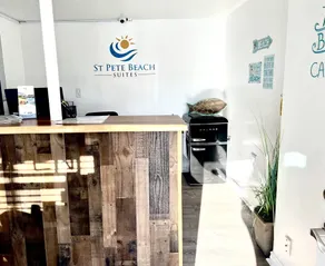 St. Pete Beach Suites - Réception