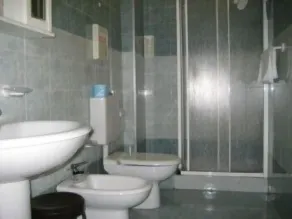 Hotel City - Bathroom