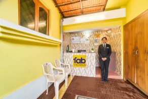 FabHotel La Pablo - Nr. Chapora Fort - Réception