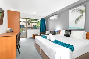 Peninsula Nelson Bay Motel and Serviced Apartments - Room