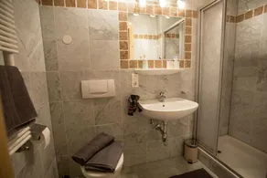 TiroLiving - Baño