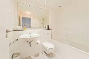 Birch at Clarion Quay - Bathroom