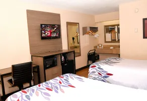 Red Roof Inn Richmond South - Room