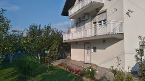 Apartmani Denis - Interior entrance