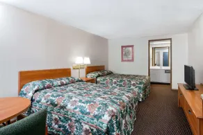 Knights Inn Pittston - Room
