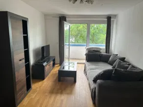 Modern Apartment Near the Exhibition Center - Living room