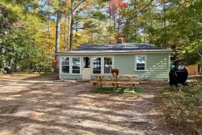 Lake Ivanhoe Family Escape w/ Fire Pit! - Interiør