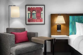 Hampton Inn & Suites Orangeville, On - Room