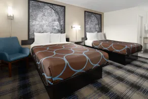 Super 8 by Wyndham Perry National Fairground Area I-75 - Chambre