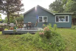 Deck & Stunning Views! Family Getaway in Hamilton - Interiør