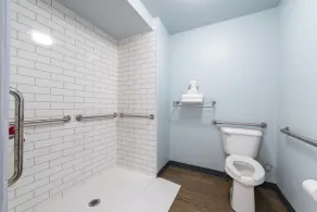 Quality Inn & Suites Manitou Springs at Pikes Peak - Salle de bain