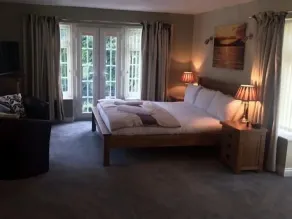 Royal Lodge - Habitación