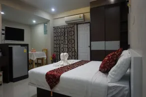 Gold Airport Suites - Room