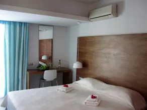 Petra Hotel - Room
