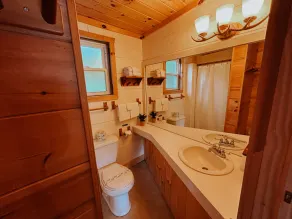 Waters Edge Lodge - Badeværelse