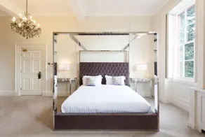 Winstanley House - Room