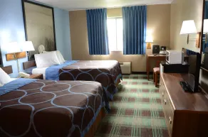 Super 8 by Wyndham Centerville - Habitación