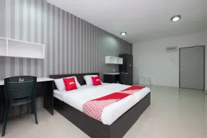 OYO 90054 Summer Inn - Room