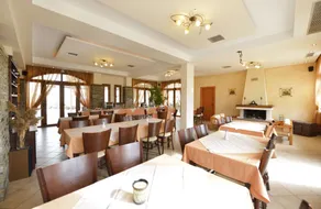 Yannis Hotel - Restaurant