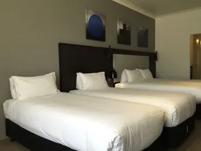 Silkari Urban CKS Sydney Airport Hotel - Room