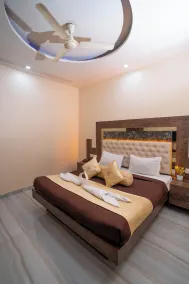 Hotel Royce Executive Near US Consulate, Bandra Kurla Complex - Room