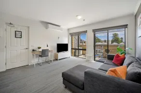 Quest Warrnambool - Room