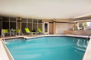 DoubleTree by Hilton Hotel Oklahoma City Airport - Piscine
