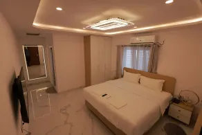 Rcc Hotels Vibrama Tirupati - Rom
