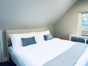 Family Cottage with 4 King Beds  - Zimmer