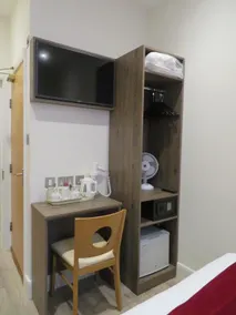 Glendale Hyde Park Hotel - Room