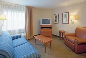 Candlewood Suites-West Springfield by IHG - Chambre