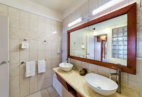 The Champs - Bathroom