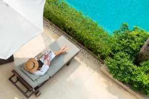 Novotel Living Bangkok Sukhumvit Legacy - Pool