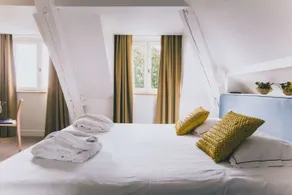 Castel de Très Girard - Hotel & Restaurant - Teritoria - Room