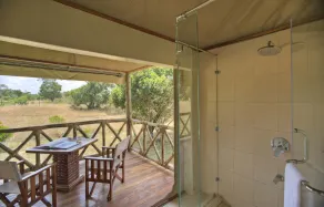 Naserian Mara Camp - Ausblick vom Zimmer