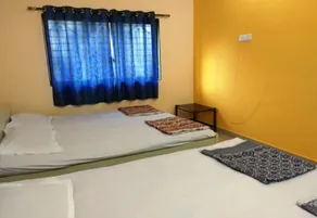 Center Point Residency - Room