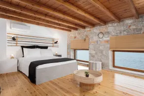 Aura Seafront Villa - Rom