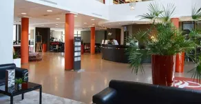 Hôtel Oceania Nantes Aéroport - Réception