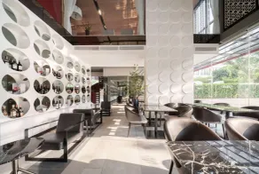 Ramada By Wyndham Bangkok Sukhumvit 87 - Restaurant