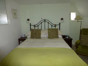 Molesworth Manor - Room