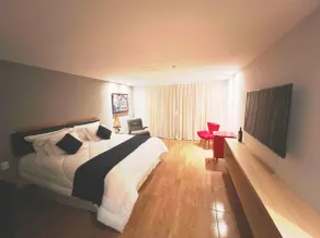 HOTEL IBIZA CUMBUCO - Rom