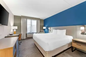 Comfort Inn & Suites Cuyahoga Falls - Akron - Chambre