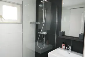 De Druif 6 pers holiday home close to the National Park Lauwersmeer - Baño