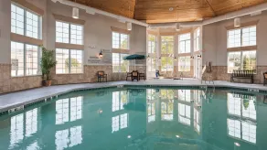 Wyndham Garden Appleton - Piscine