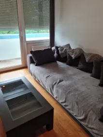 Modern Apartment Near the Exhibition Center - Living room