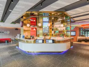 Ibis Hotel Qingdao New City Center CapitaLand Plaza - Reception
