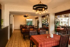 Holiday Beach Resort - Restaurant